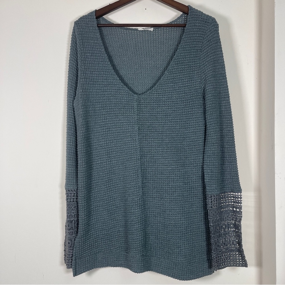 Andthewhy Knitted Crochet Sleeve Tunic Size Large